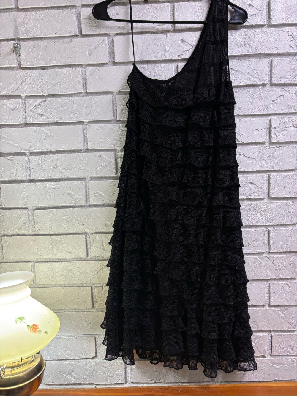 Elegant Black One-Shoulder Ruffle Dress